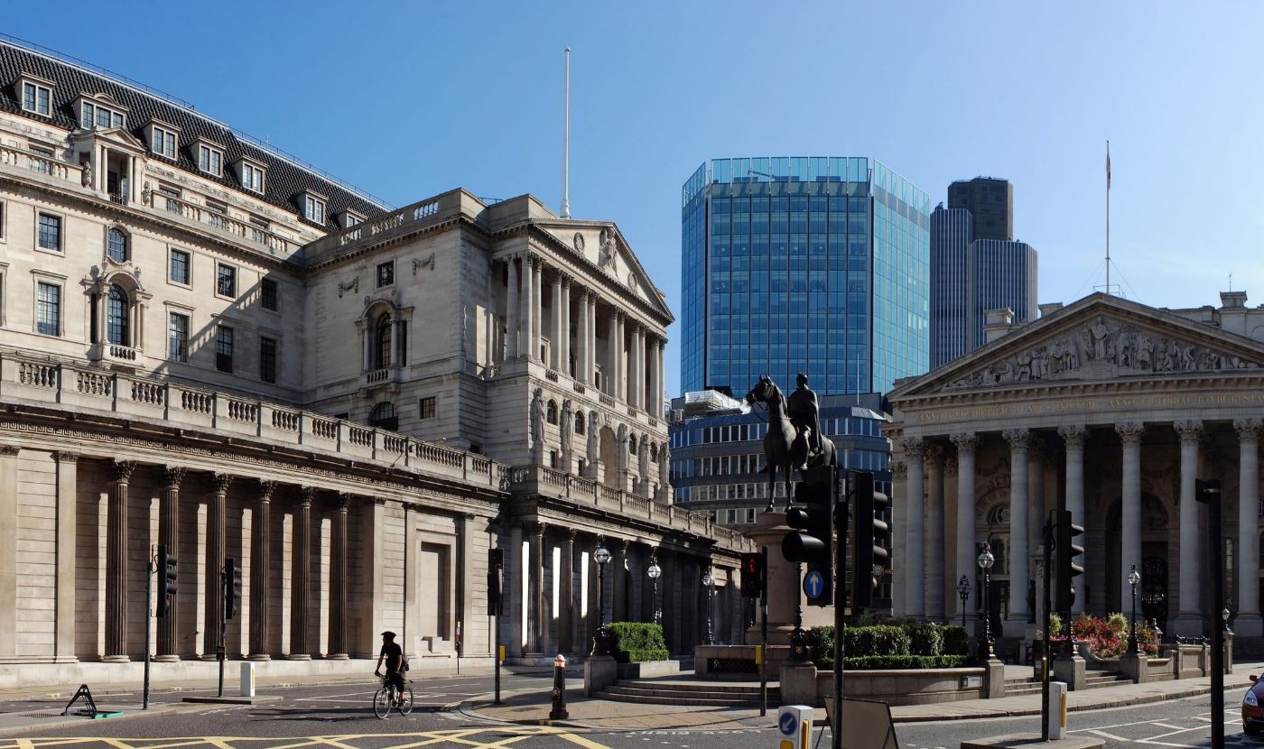 Bank of England cuts bank base rate to 4.75%