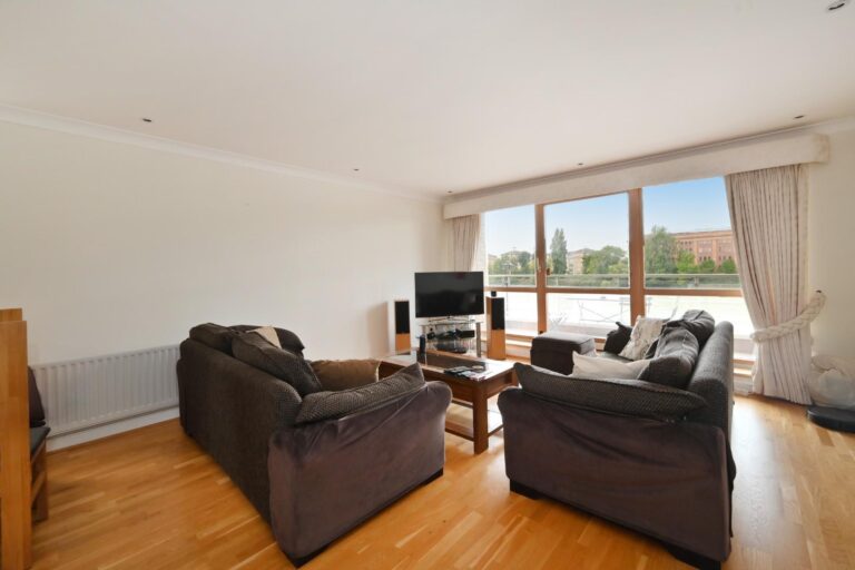 River Views – King Henry’s Reach, Manbre Road, W6