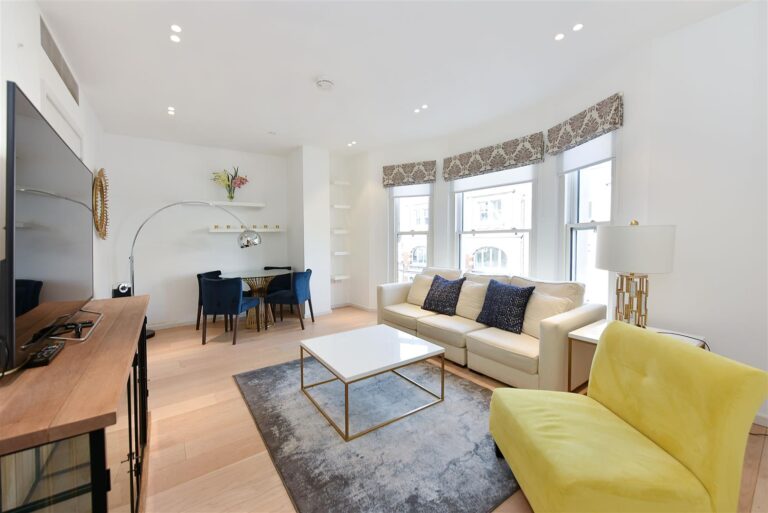 2 x 2 Beds Flats Available – Conduit Street, Mayfair, W1