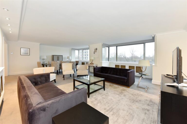 South Lodge, 245 Knightsbridge, SW7