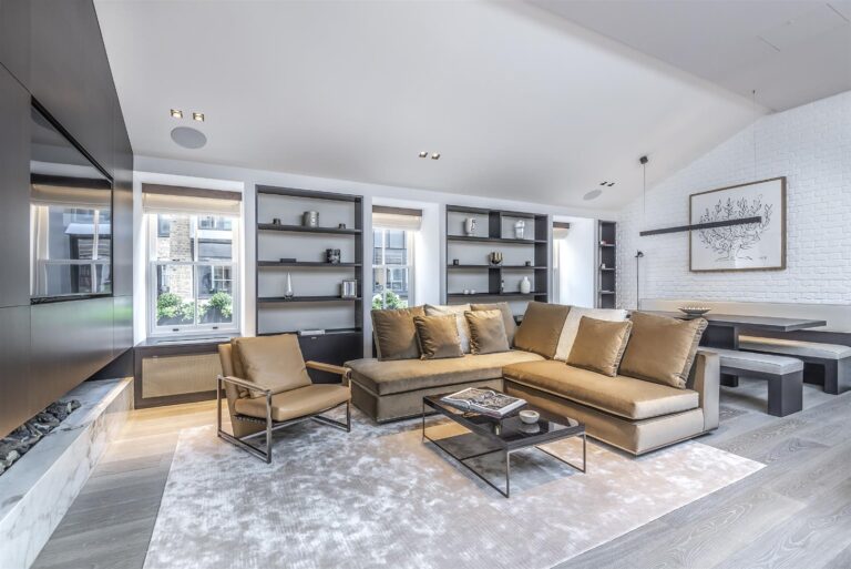 Down Street Mews, Mayfair, W1K