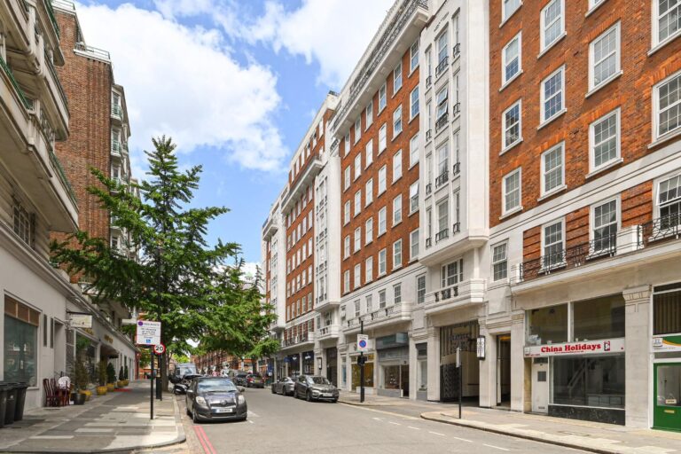 Berkeley Court, Marylebone Road, London NW1