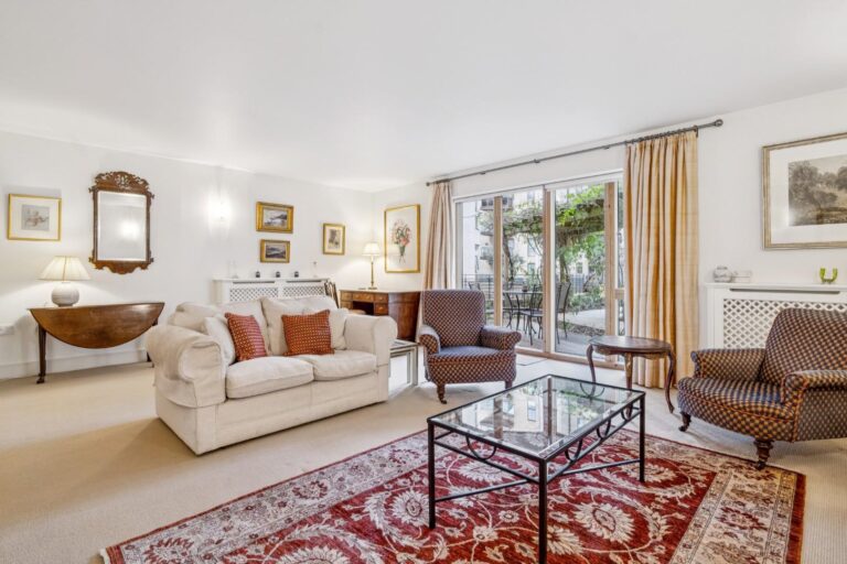 Richbourne Court, Harrowby Street, London W1H