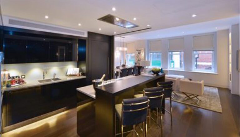 Duke Street, Mayfair, W1